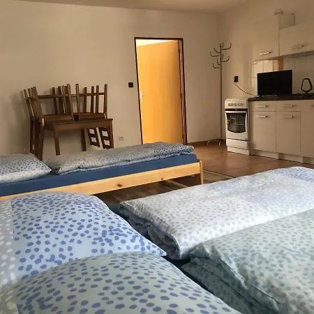 Vendégház Pizzerie Krcma Skalná